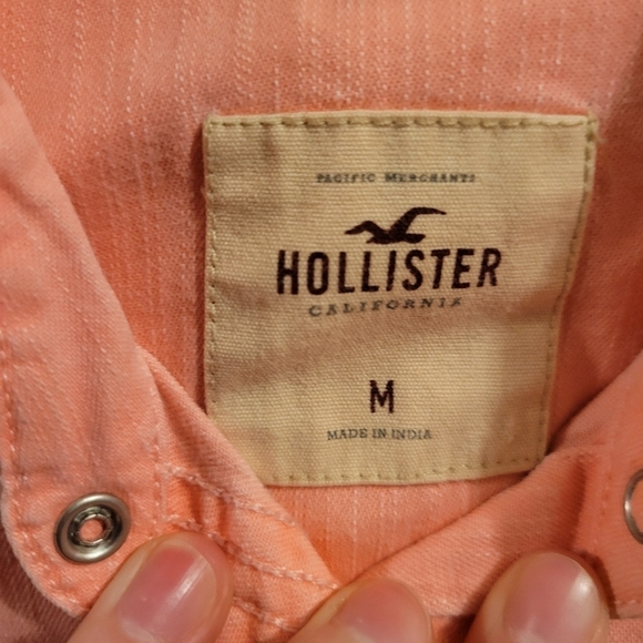 Hollister Pearl Snap Coral Long Sleeve Shirt - Picture 4 of 5
